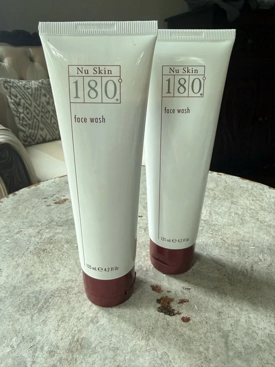 (Qty. 2) Nu Skin 180° Face Wash - Picture 1 of 4